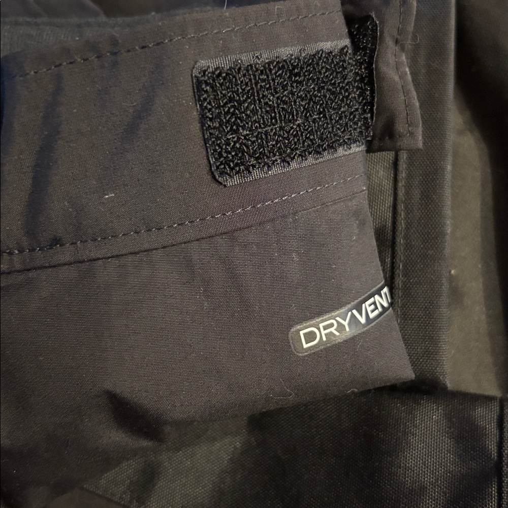 NORTH FACE FREEDOM Snow/Ski INSULATED PANTS BOYS in Black - Picture 6 of 16